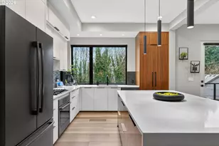 7625 S Fulton Park Blvd, Portland, OR 97219 - Photo 14