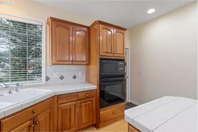 11057 SE Troika Ave, Happy Valley, OR 97086 - Photo 12