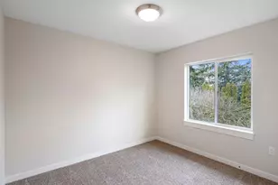 10845 E Burnside St, Portland, OR 97216 - Photo 18