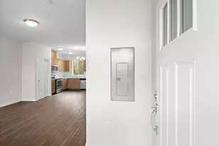 10845 E Burnside St, Portland, OR 97216 - Photo 26