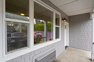 10845 E Burnside St, Portland, OR 97216 - Photo 4