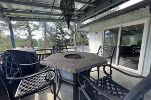 170 Hurricane Ln, Winchester, OR 97495 - Photo 22