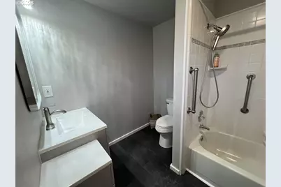 170 Hurricane Ln, Winchester, OR 97495 - Photo 14