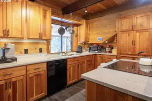 67388 Timberline Rd, Summerville, OR 97876 - Photo 8