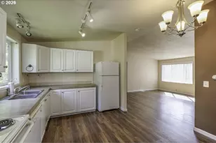714 N Santiam Hwy, Gates, OR 97346 - Photo 8