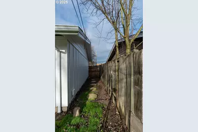 1324 31st Ave SE, Albany, OR 97322 - Photo 20