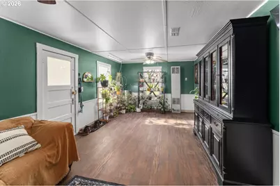 3102 Highway 20, Sweet Home, OR 97386 - Photo 4