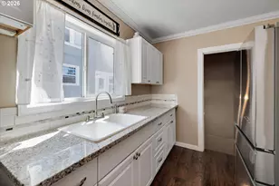 6705 N Congress Ave, Portland, OR 97217 - Photo 16