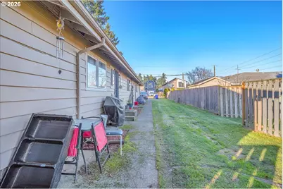 8309 8315 N Dwight Ave, Portland, OR 97203 - Photo 8