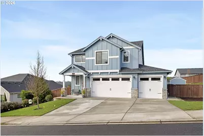 676 E White Oak Ave, La Center, WA 98629 - Photo 1