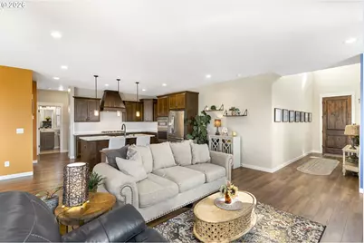 676 E White Oak Ave, La Center, WA 98629 - Photo 10