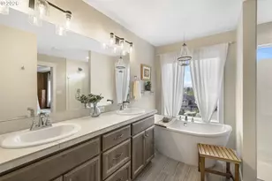 676 E White Oak Ave, La Center, WA 98629 - Photo 26