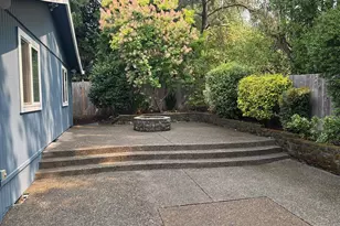 8412 SW 30th Ave, Portland, OR 97219 - Photo 16
