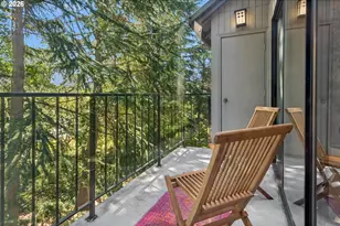 4000 Carman Dr, Lake Oswego, OR 97035 - Photo 16