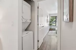 4000 Carman Dr, Lake Oswego, OR 97035 - Photo 14
