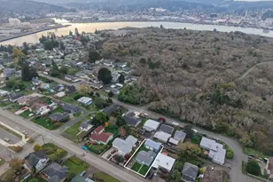 141 2nd Ave, Coos Bay, OR 97420 - Photo 12