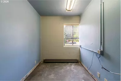 665 Hemlock Ave, Coos Bay, OR 97420 - Photo 22