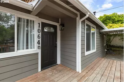 1064 NE Knoll Ave, Roseburg, OR 97470 - Photo 4