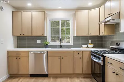6600 SE Jordan St, Milwaukie, OR 97222 - Photo 10