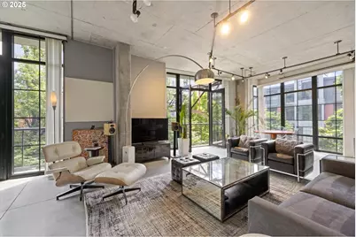 1030 NW 12th Ave #201, Portland, OR 97209 - Photo 16