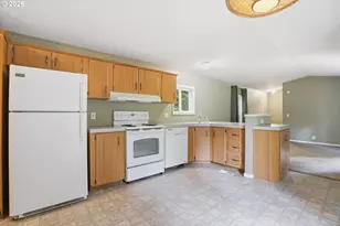 32700 SE Leewood Ln, Boring, OR 97009 - Photo 6