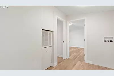 700 N Mill St #109, Creswell, OR 97426 - Photo 10