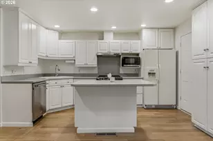 916 Cumberland Rd, Lake Oswego, OR 97034 - Photo 10