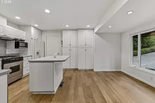 916 Cumberland Rd, Lake Oswego, OR 97034 - Photo 8
