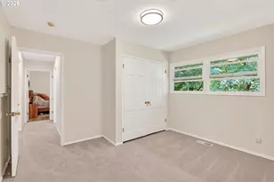916 Cumberland Rd, Lake Oswego, OR 97034 - Photo 16