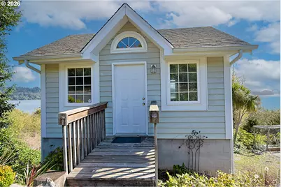 1368 Bayview St, North Bend, OR 97459 - Photo 36
