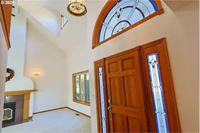 1368 Bayview St, North Bend, OR 97459 - Photo 6