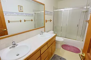 1368 Bayview St, North Bend, OR 97459 - Photo 24