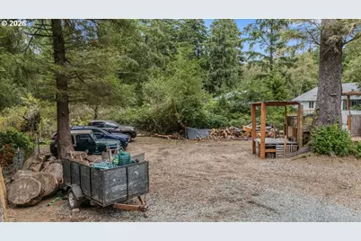 507 Cedar Creek Cir, Rockaway Beach, OR 97136 - Photo 24