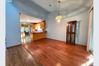 3884 Shenstone Dr, Eugene, OR 97404 - Photo 4