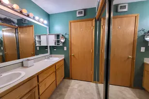 3884 Shenstone Dr, Eugene, OR 97404 - Photo 22