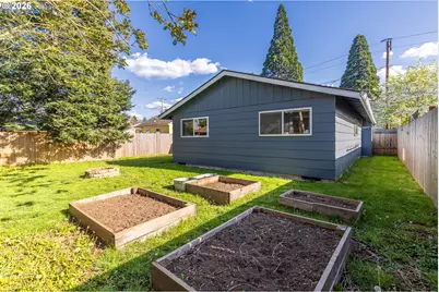 9715 SE Ramona St, Portland, OR 97266 - Photo 22