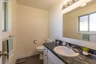 9715 SE Ramona St, Portland, OR 97266 - Photo 14