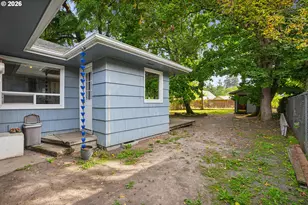 730 20th St NE, Salem, OR 97301 - Photo 24