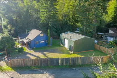 566 N Bear Creek Rd, Otis, OR 97368 - Photo 6