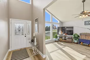 18989 SW Jessica Way, Beaverton, OR 97006 - Photo 6