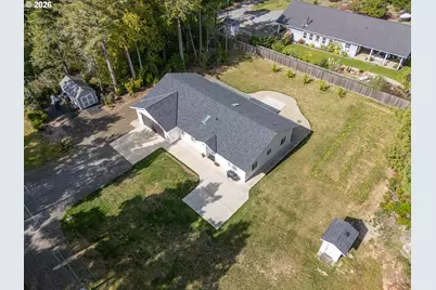 88057 Park Ln, Bandon, OR 97411 - Photo 2
