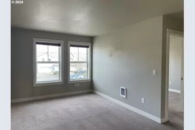 1510 NE Village St, Fairview, OR 97024 - Photo 40