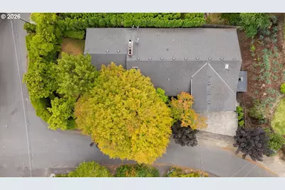 2665 SW Sherwood Dr, Portland, OR 97201 - Photo 32