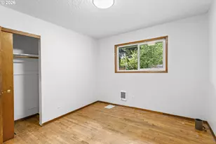 9375 SW Killarney Ln, Tualatin, OR 97062 - Photo 18