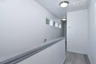 2546 SE 111th Ave, Portland, OR 97266 - Photo 16