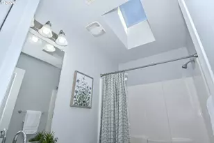 2546 SE 111th Ave, Portland, OR 97266 - Photo 16