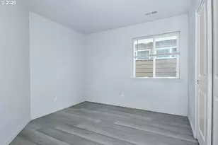 2546 SE 111th Ave, Portland, OR 97266 - Photo 10