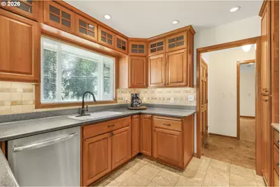 230 Park Dr, Oregon City, OR 97045 - Photo 14
