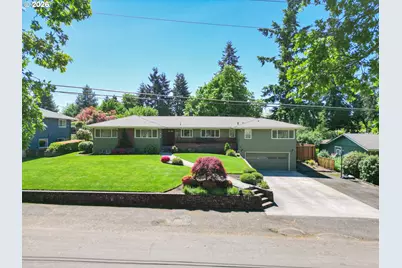 230 Park Dr, Oregon City, OR 97045 - Photo 1