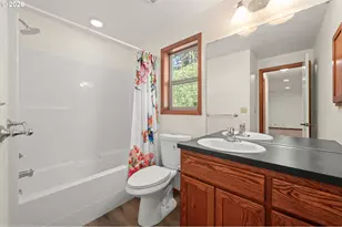 24520 Trillium Ln, Elmira, OR 97437 - Photo 20